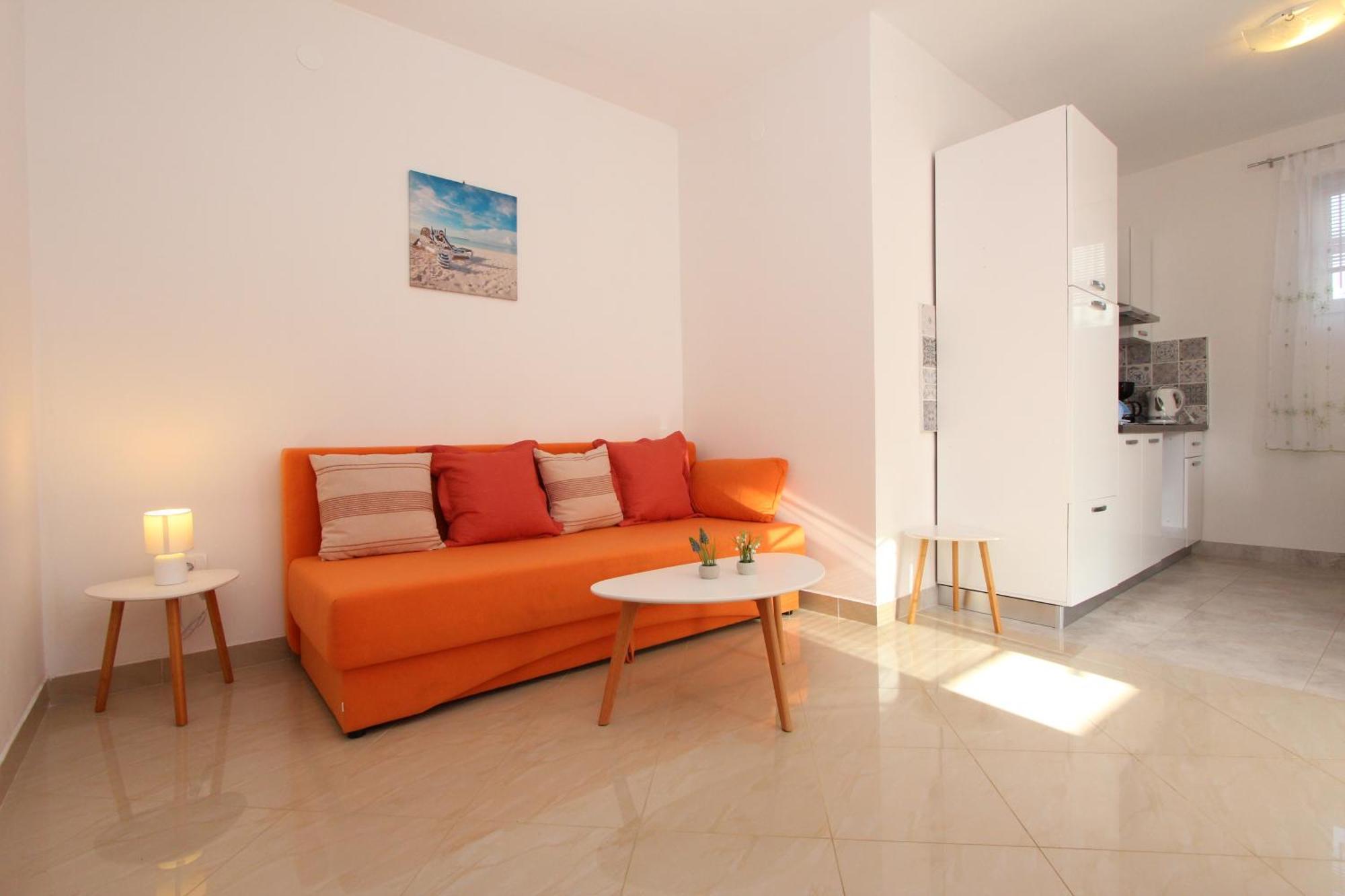 Apartments Eni โรวีน ภายนอก รูปภาพ